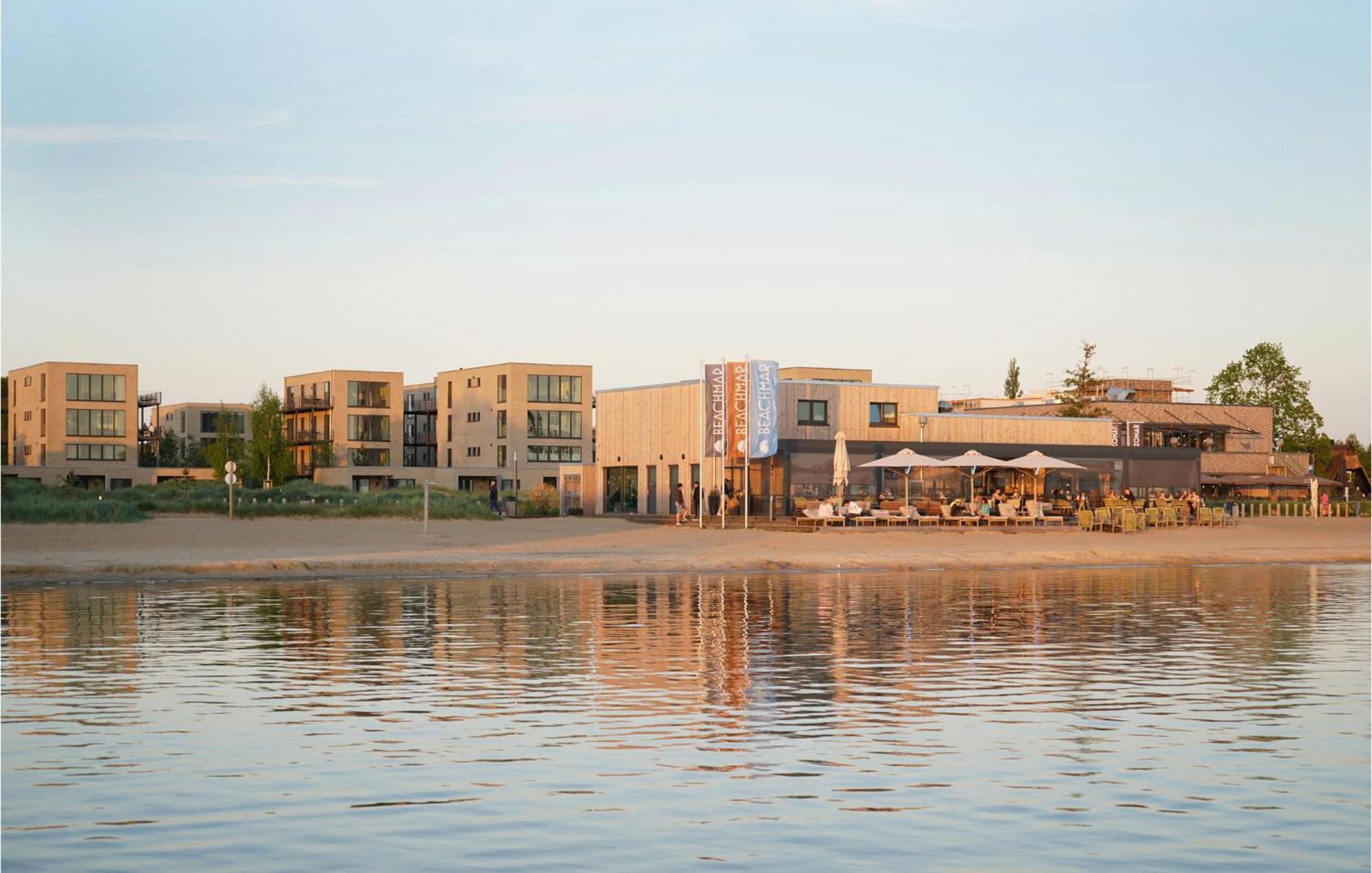 Beach Front Home In Lembruch-Duemmer See With Wifi Exteriér fotografie